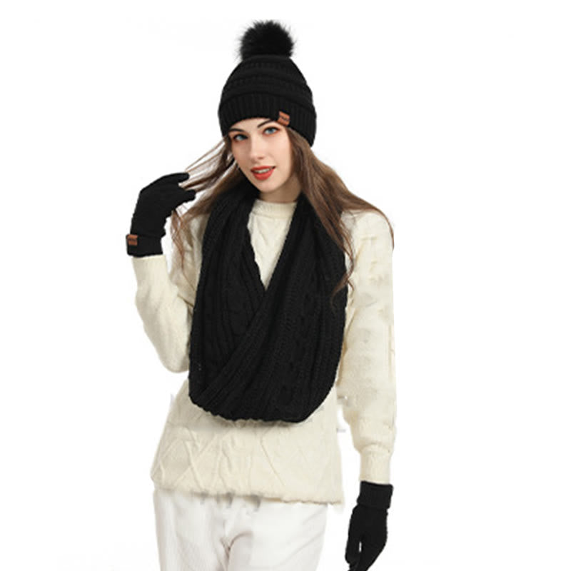 Winter Classic Handschuhe Beanie Schal Socken 4 in 1 Set - image 3