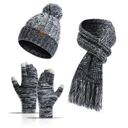 Klassisches 3-in-1-Set mit passenden Handschuhen, Beanie und Schal