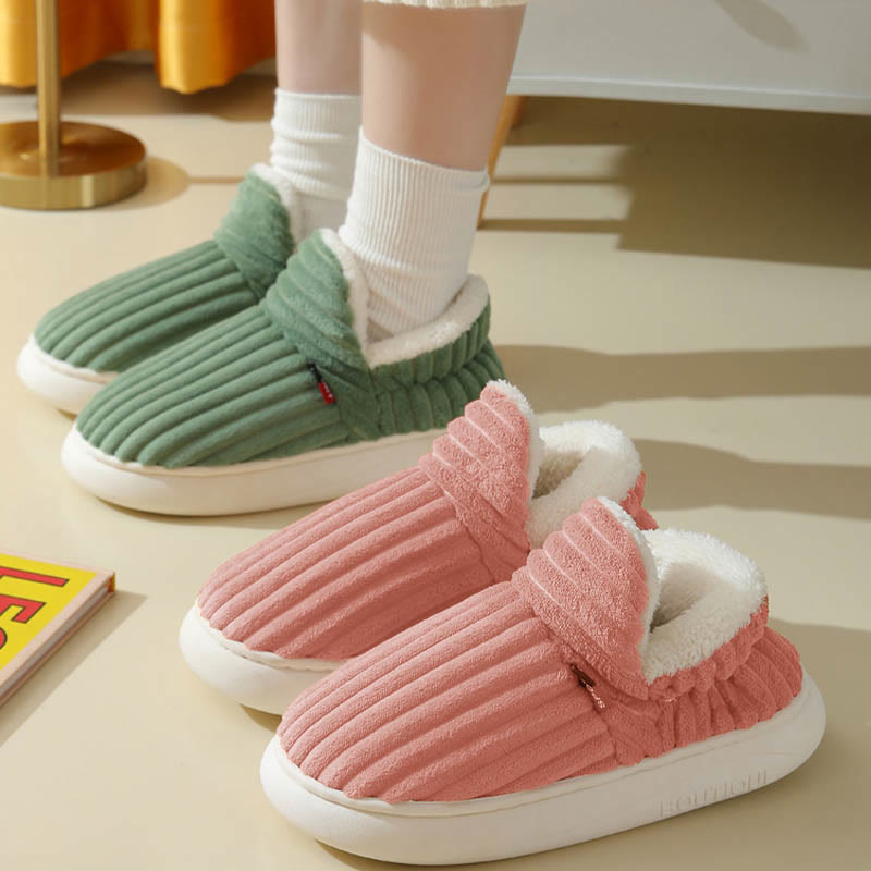 Hausschuhe mit Fellfutter in Übergröße - image 0