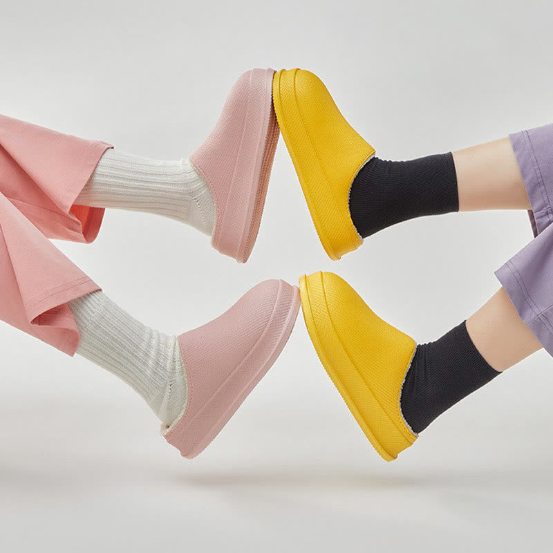 Rutschfeste Hausschuhe mit dicker Sohle in Übergröße - image 1