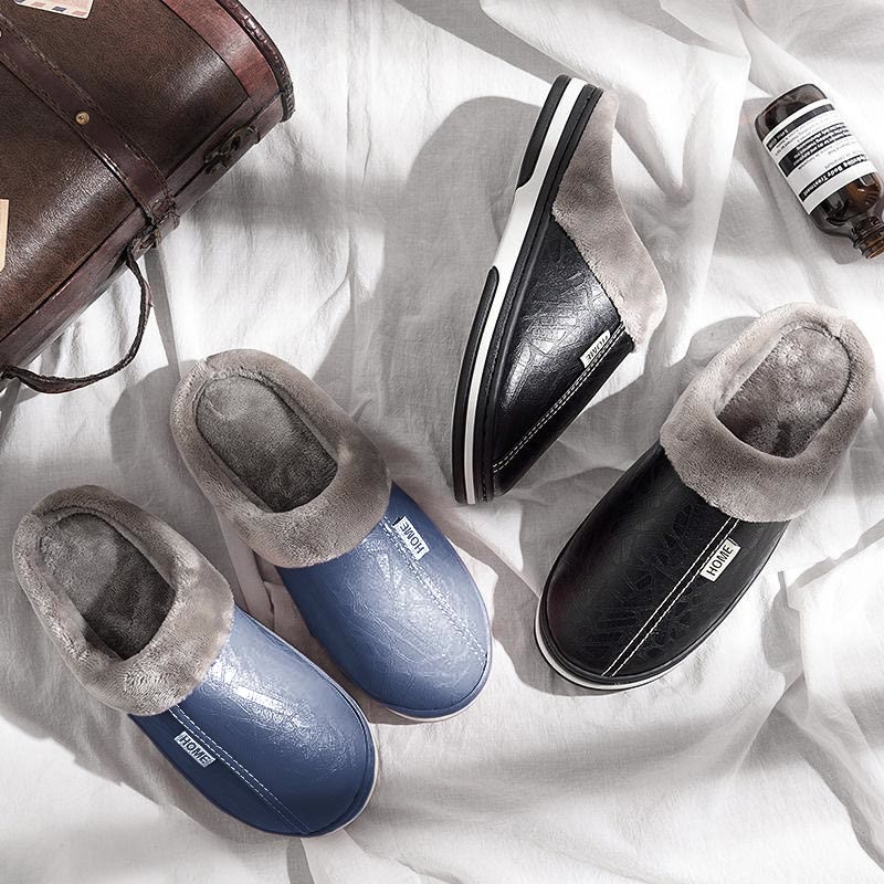 Modische Hausschuhe in Übergröße - image 0