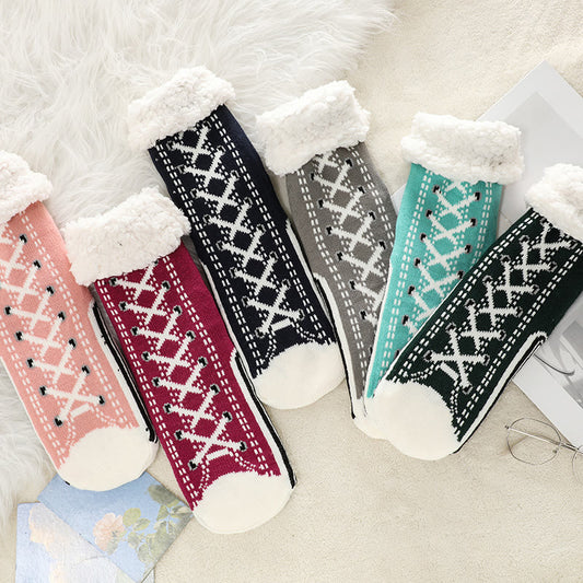 Slipper-Socken mit 3D-Schnürsenkeln