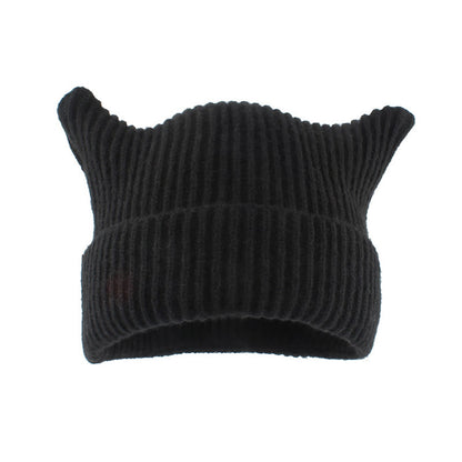Große Größen: Beanie mit dicken Streifen und Katzenohren