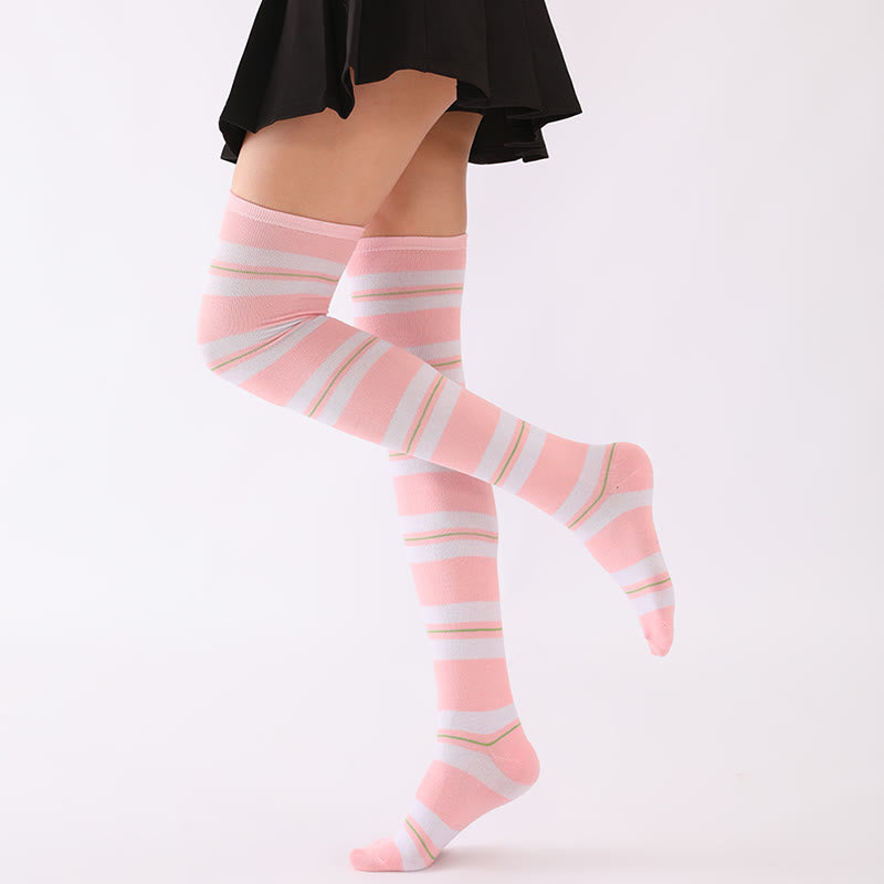 Oberschenkelhohe Socken mit breiten Streifen (6 Paar)