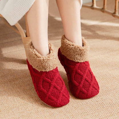 Rutschfeste, flauschige Hausschuhsocken in Übergröße - Wein - EU36-42 (US3-8,5) - image 1