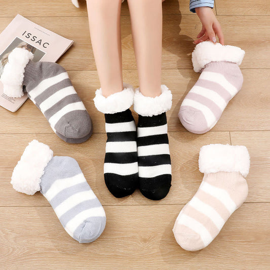 Slipper-Socken mit breiten Streifen in Übergröße