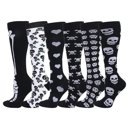 Kompressionsstrümpfe mit Totenkopf-Motiv (6 Paar) - Mehrfarbig - S/M - image 0
