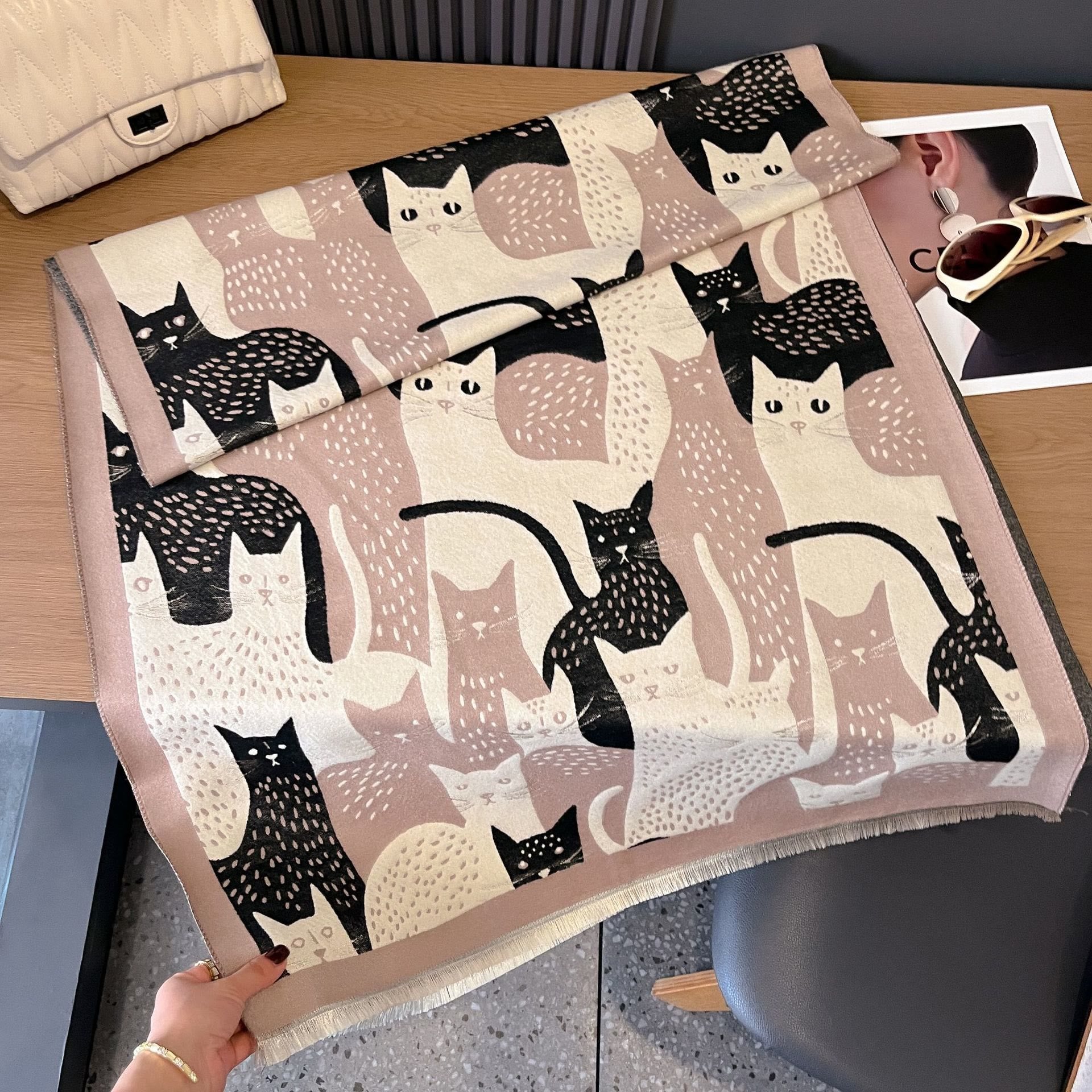 Jacquard-Deckenschal mit süßer Katze - Khaki - Einheitsgröße - image 14
