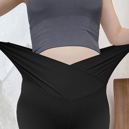 Umstands-Yoga-Shorts mit V-förmiger Taille - image 6