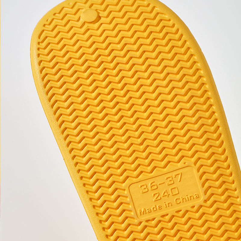 Hausschuhe mit Blütenblattmuster in Übergröße - image 5