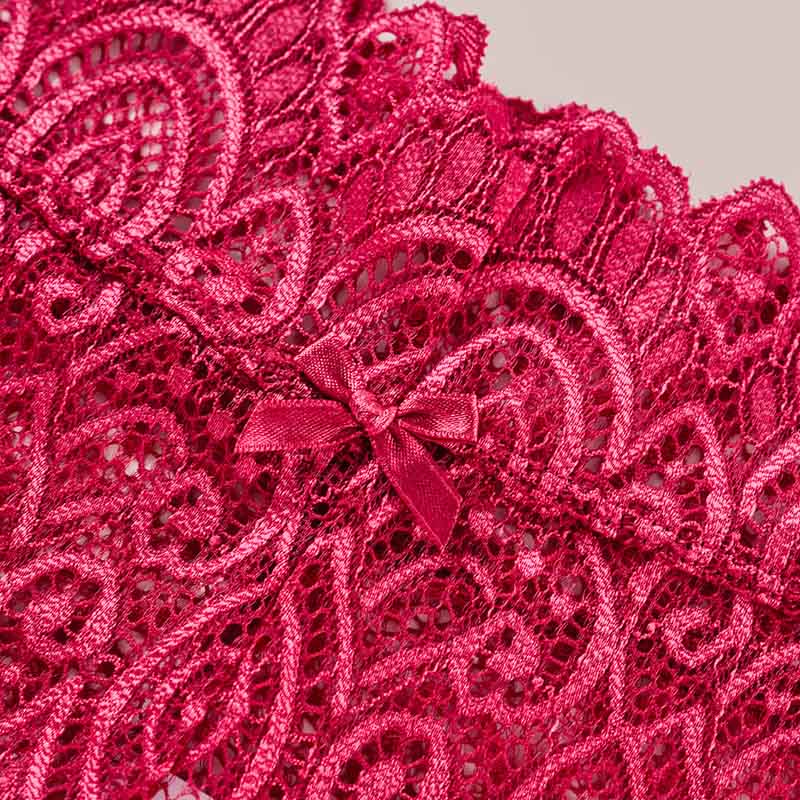 Sexy String aus Baumwolle mit Spitze im Schritt in Übergröße (3er-Pack)