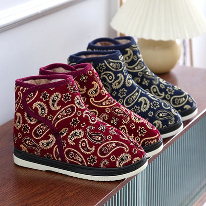 Hausschuhe mit goldener Stickerei in Übergröße - image 10