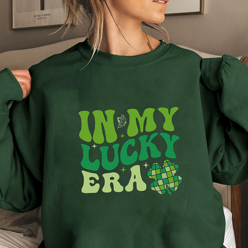 Sweatshirt „In My Lucky Era“ in Übergröße