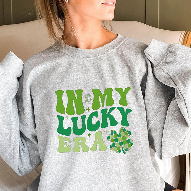 Sweatshirt „In My Lucky Era“ in Übergröße - Hellgrau - 3XL - image 1
