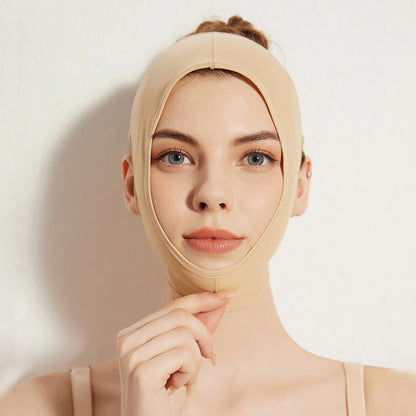 Kopfbedeckung mit dreireihiger Schnalle nach Operationen