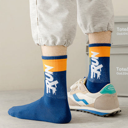 Übergrößen-Run-Letter-Viertel-Socken (7 Paar)