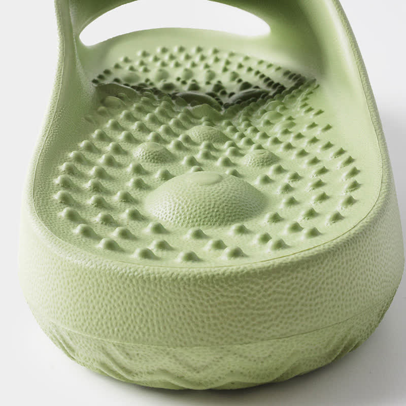 Rutschfeste Hausrutschen mit Fußgewölbeunterstützung