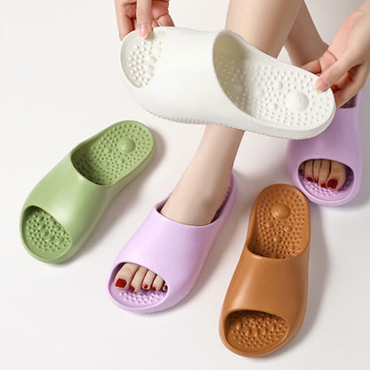 Rutschfeste Hausrutschen mit Fußgewölbeunterstützung