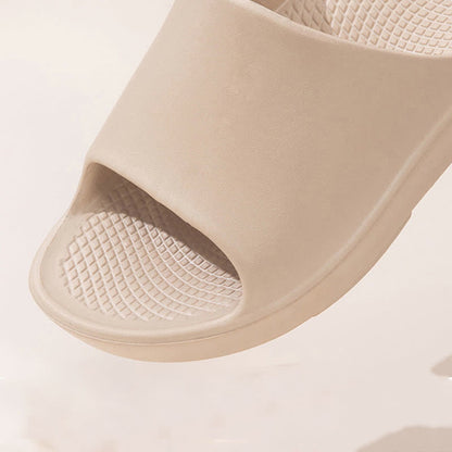 Einfarbige EVA-Hausschuhe mit dicker Sohle