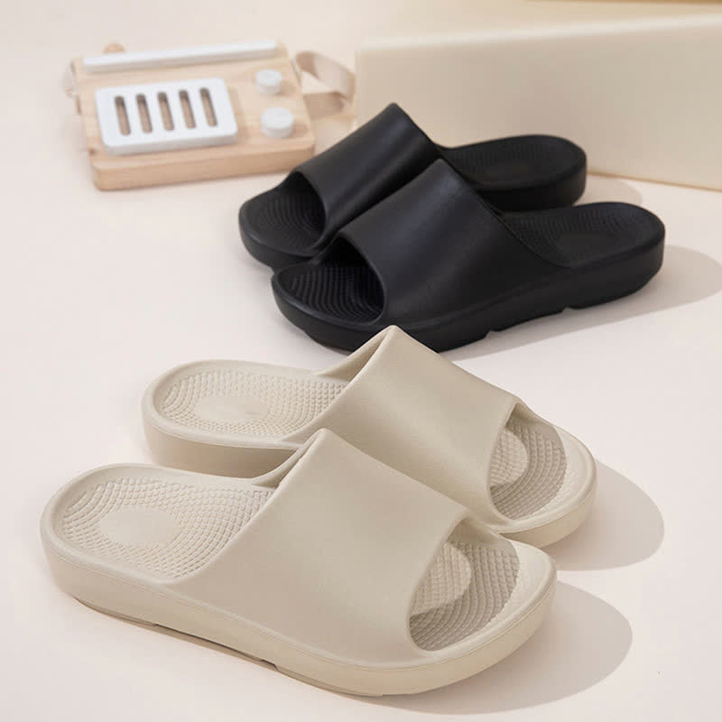 Einfarbige EVA-Hausschuhe mit dicker Sohle