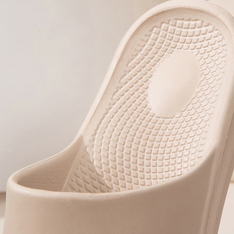 Einfarbige EVA-Hausschuhe mit dicker Sohle