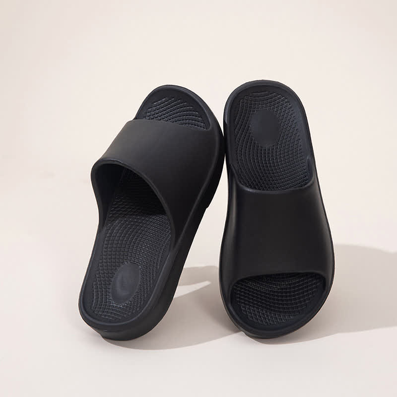 Einfarbige EVA-Hausschuhe mit dicker Sohle