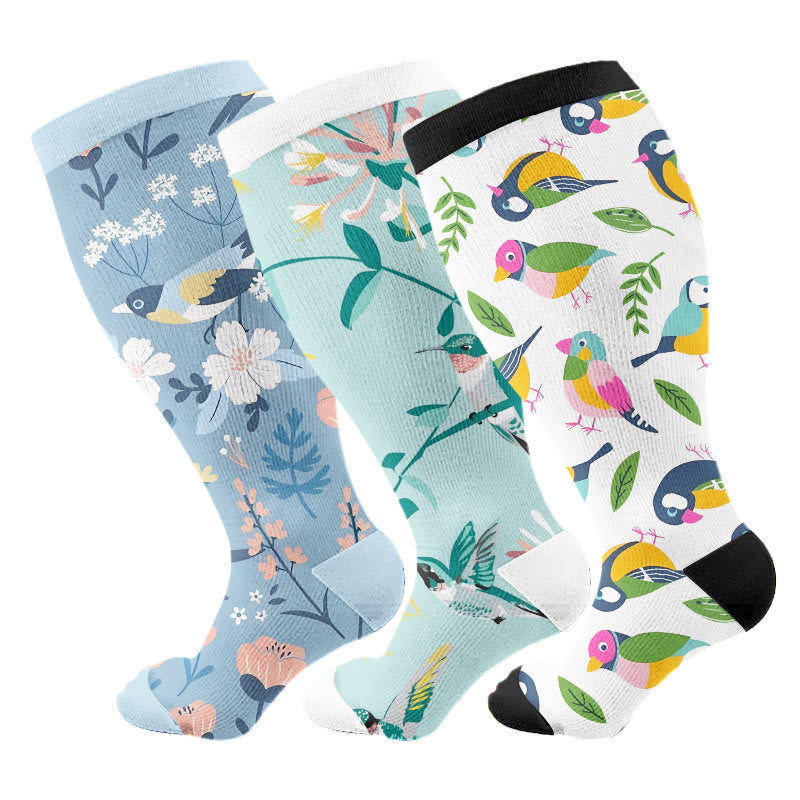 Große Größen – Breezy Flower Bird Kompressionsstrümpfe - image 5
