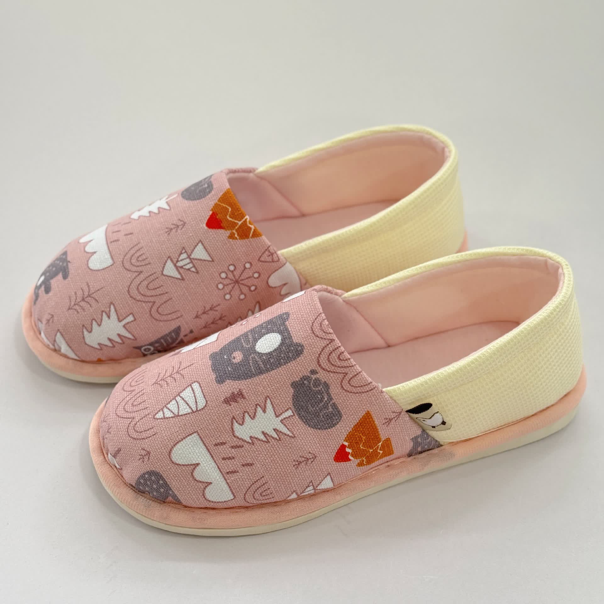 Niedliche rutschfeste Canvas-Hausschuhe mit Tiermuster - Rosa - US8.5-9 - image 3