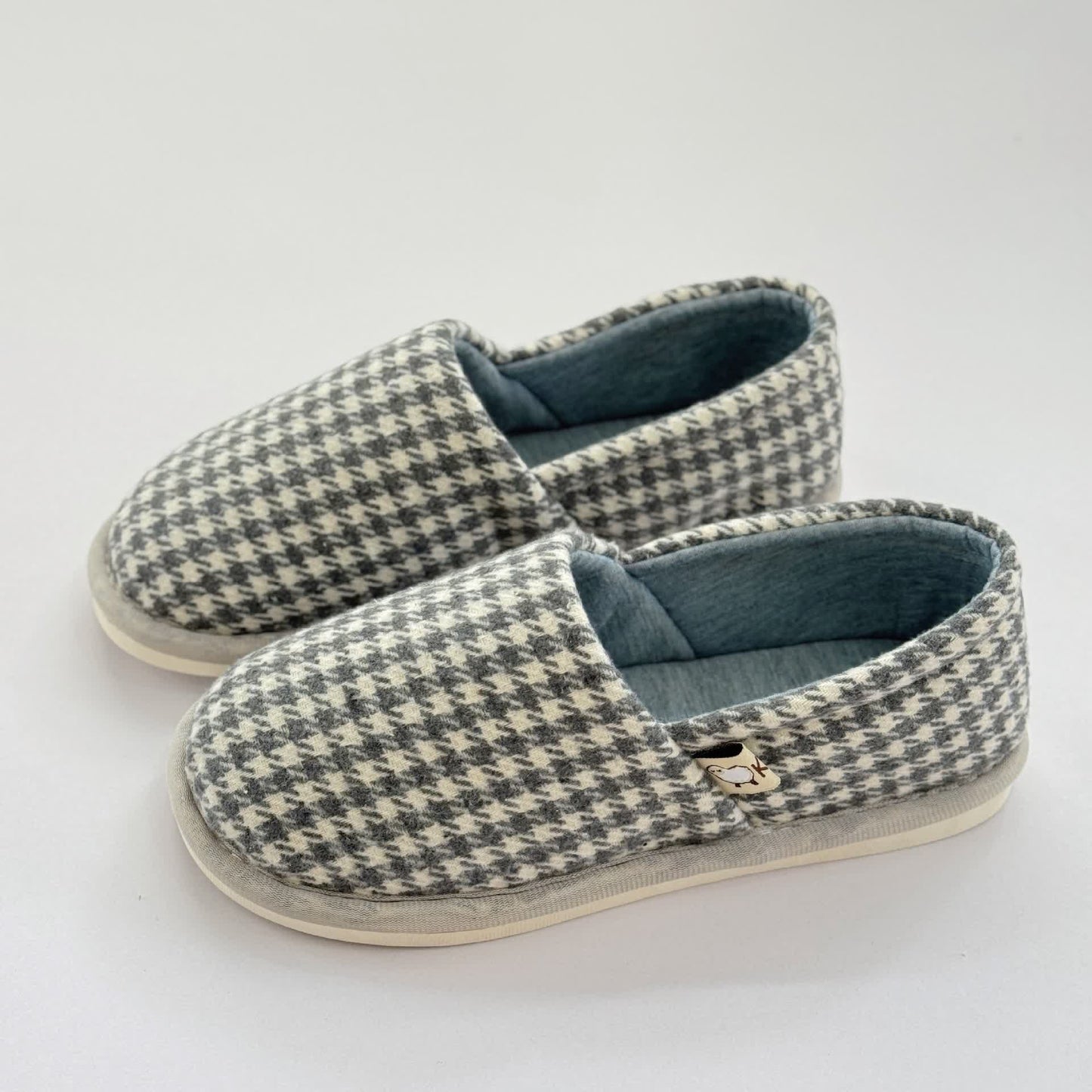 Karierte, rutschfeste, leichte Hausschuhe