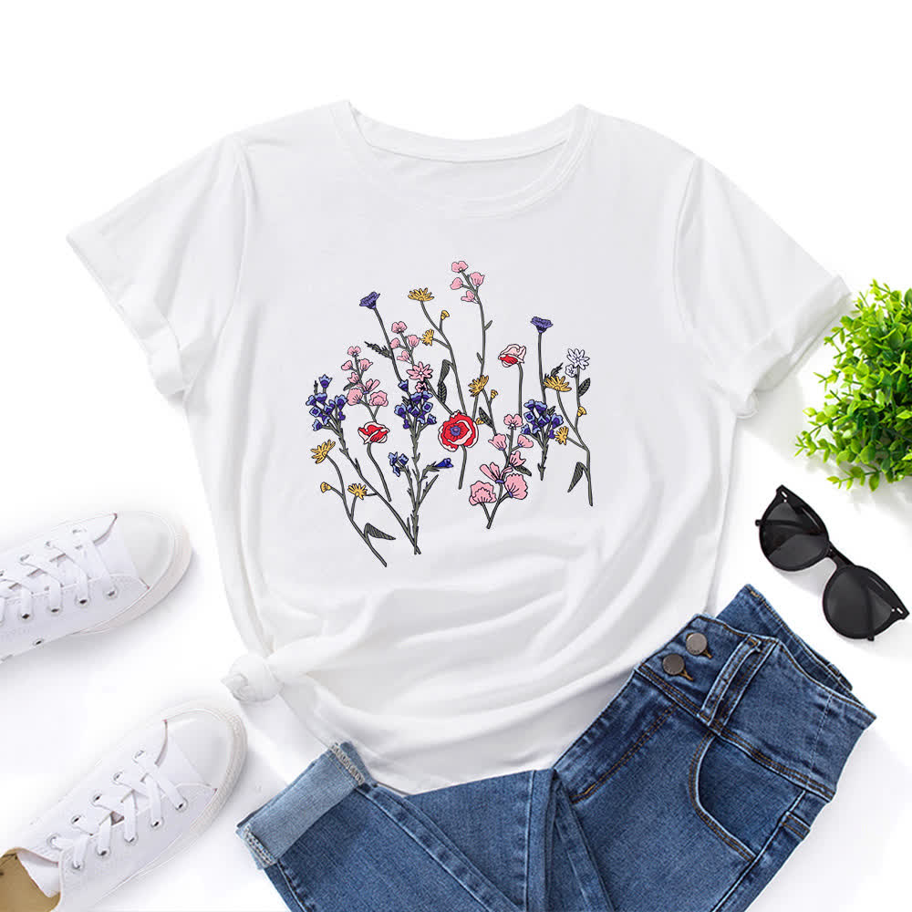Kurzärmliges T-Shirt mit Blumendruck in Übergröße - Weiß - 5XL - image 3