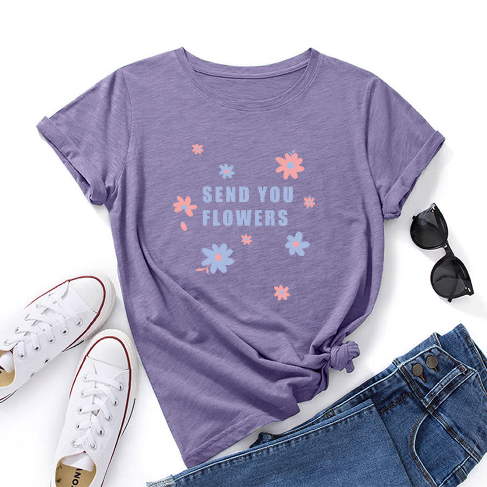 T-Shirt mit Rundhalsausschnitt und Blumenmuster in Übergröße - Lila - 5XL - image 10