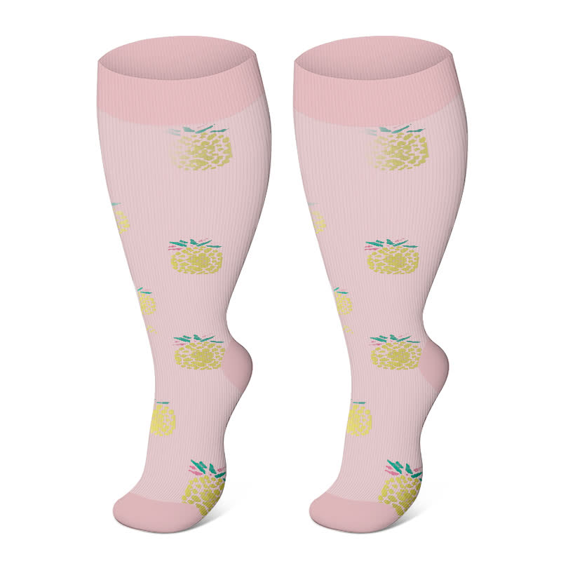 Kompressionsstrümpfe mit süßem Aufdruck in Übergröße (3 Paar) - Rosa - 4XL - image 1