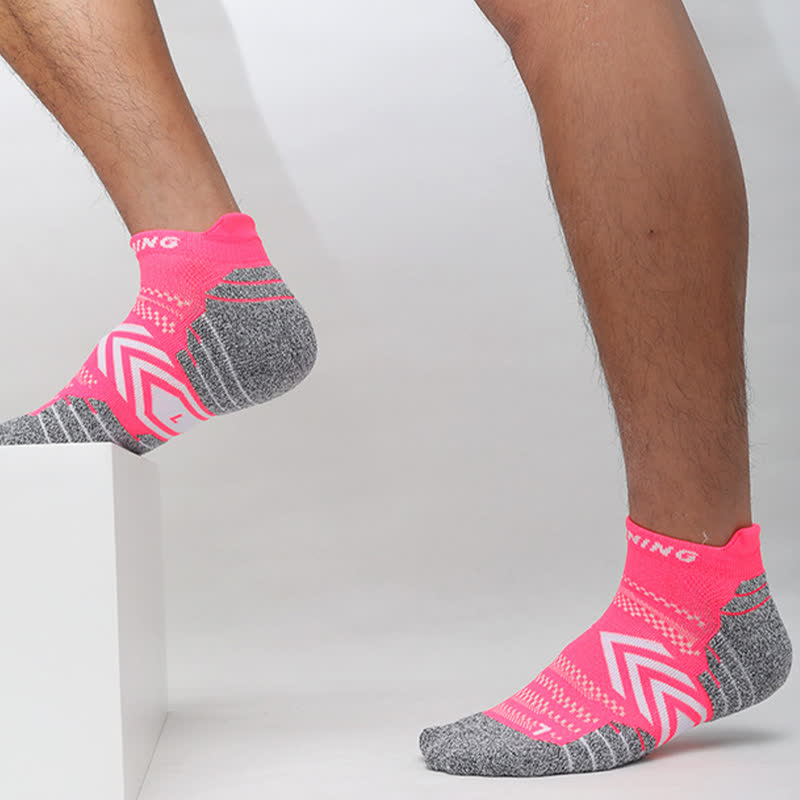 Atmungsaktive Sportsöckchen mit Pfeilmotiv in leuchtenden Farben (6 Paar) - Rosa - EU39-44 (US6-10) - image 1