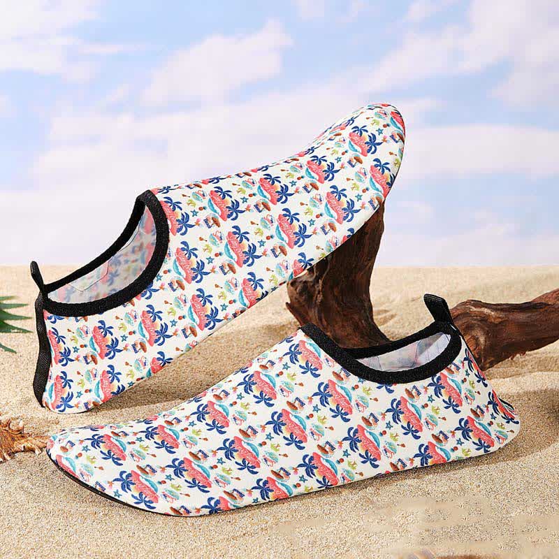 Rutschfeste, atmungsaktive Strandschuhe mit buntem Muster