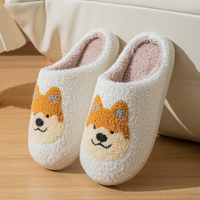 Flauschige Hausschuhe mit Cartoon-Hund - image 4