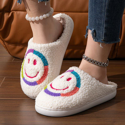 Flauschige Hausschuhe mit Smiley-Gesicht