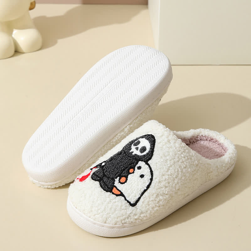 Flauschige Hausschuhe mit Cartoon-Totenkopf-Geister-Print - image 7