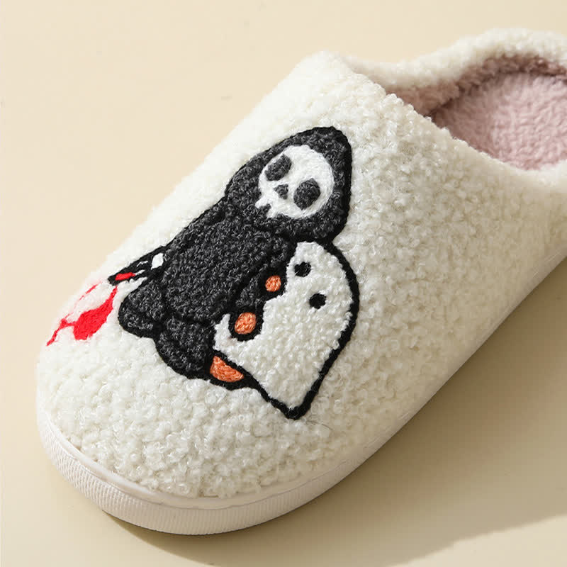 Flauschige Hausschuhe mit Cartoon-Totenkopf-Geister-Print - image 7