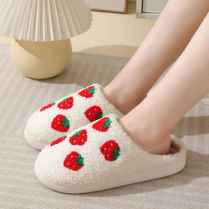 Flauschige Hausschuhe mit Cartoon-Frucht-Print - image 1