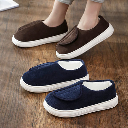 Rutschfeste, warme Hausschuhe mit Klettverschluss in Übergröße - image 2