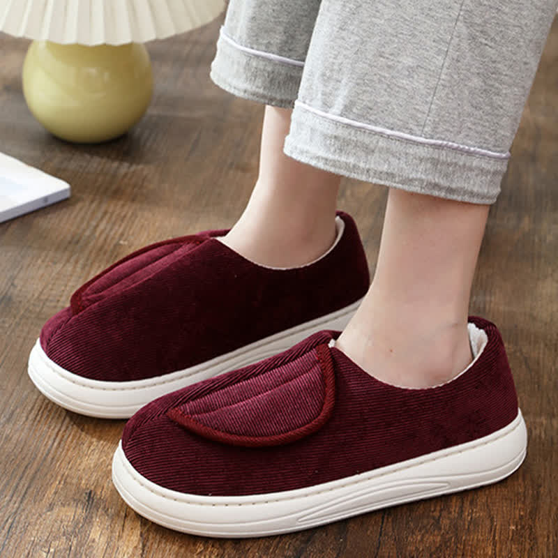 Rutschfeste, warme Hausschuhe mit Klettverschluss in Übergröße - image 5