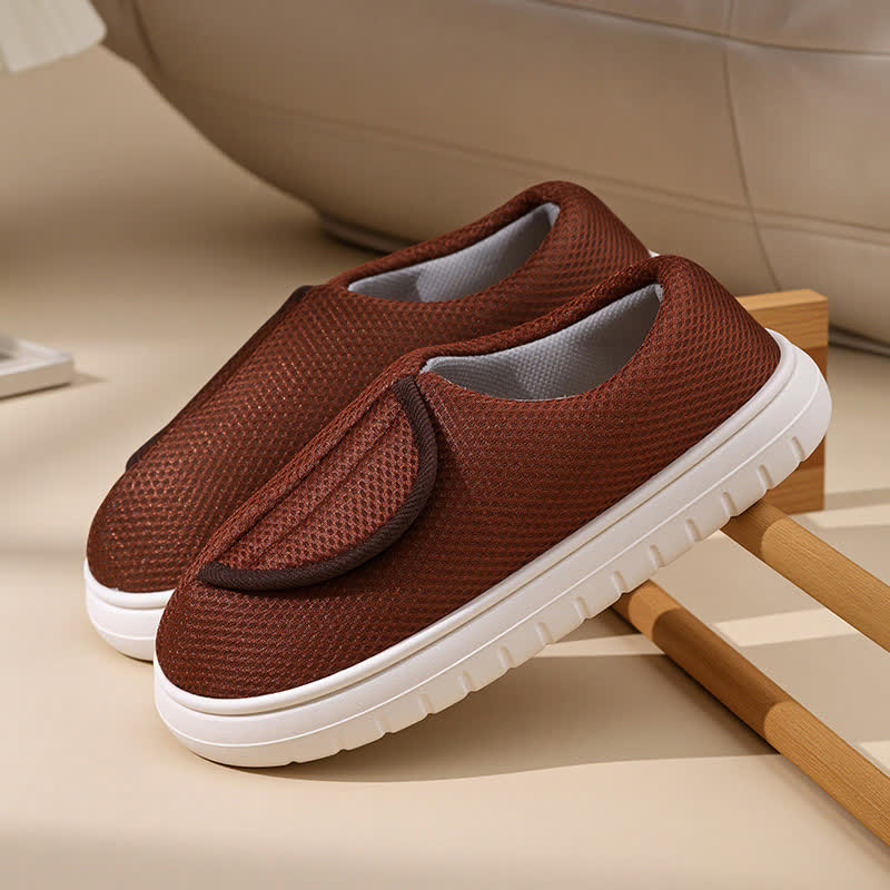Slip-On-Hausschuhe aus Mesh mit weiter Öffnung - Braun - EU46-47 (US12-12,5) - image 13