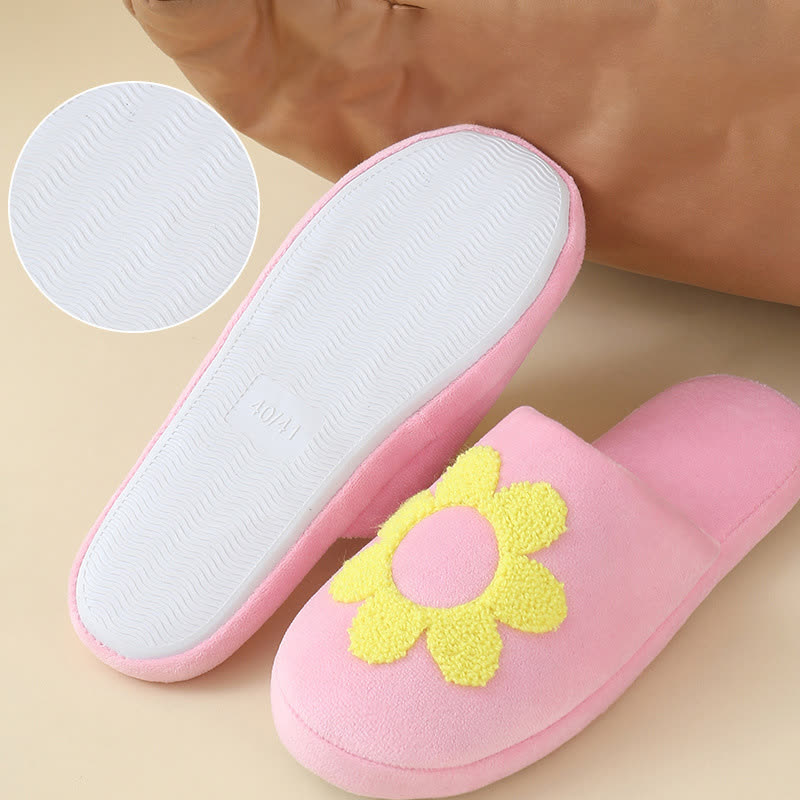 Süße Hausschuhe mit Blumenmuster in Übergröße - image 6