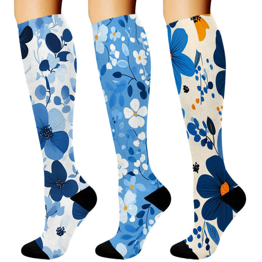 Kniehohe Kompressionsstrümpfe der Serie „Blue Floral“ (3 Paar) - Blau - S/M - image 1