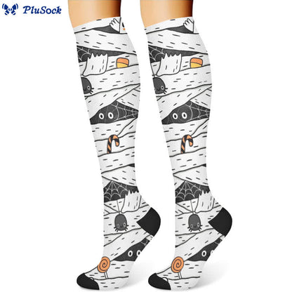 Kompressionsstrümpfe mit gruseligem Halloween-Cartoon-Aufdruck (3 Paar) - image 2