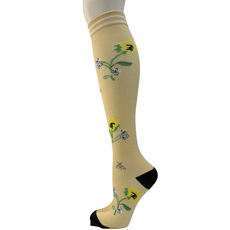 Kompressionsstrümpfe mit gestreiftem Blumenmuster (6 Paar) - Gelb - S/M - image 6