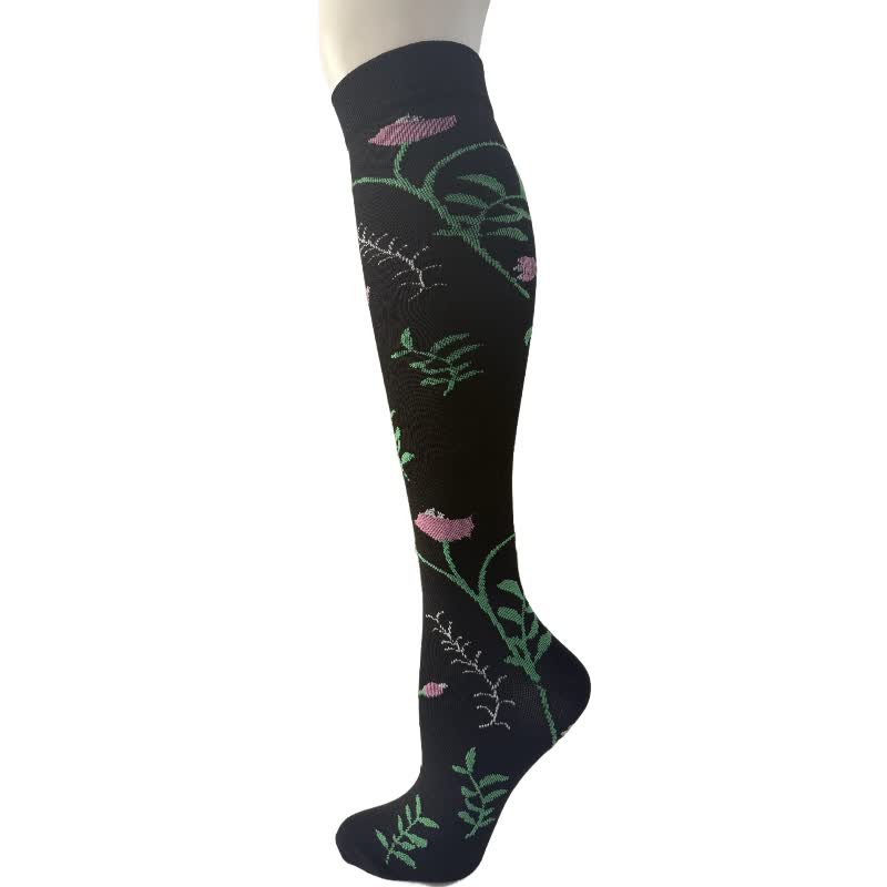 Kniehohe Kompressionsstrümpfe mit Blumenmuster in Schwarz und Weiß (6 Paar) - F - S/M - image 6
