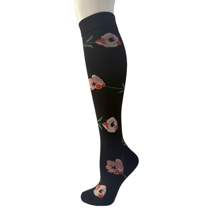 Kniehohe Kompressionsstrümpfe mit Blumenmuster in Schwarz und Weiß (6 Paar) - A - S/M - image 1