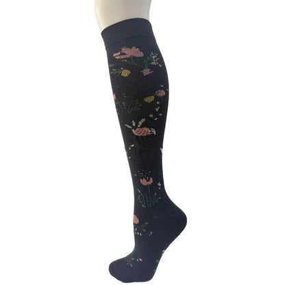 Kniehohe Kompressionsstrümpfe mit Blumenmuster in Schwarz und Weiß (6 Paar) - C - S/M - image 9