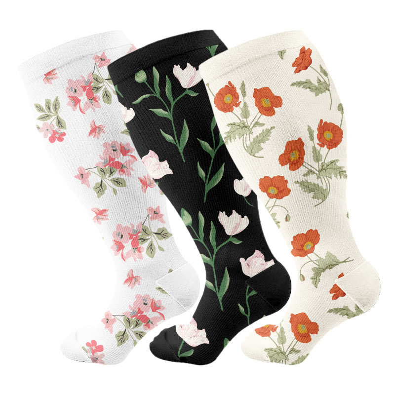 Serenity Floral Kompressionsstrümpfe in Übergröße (3 Paar) - Mehrfarbig - 4XL - image 1